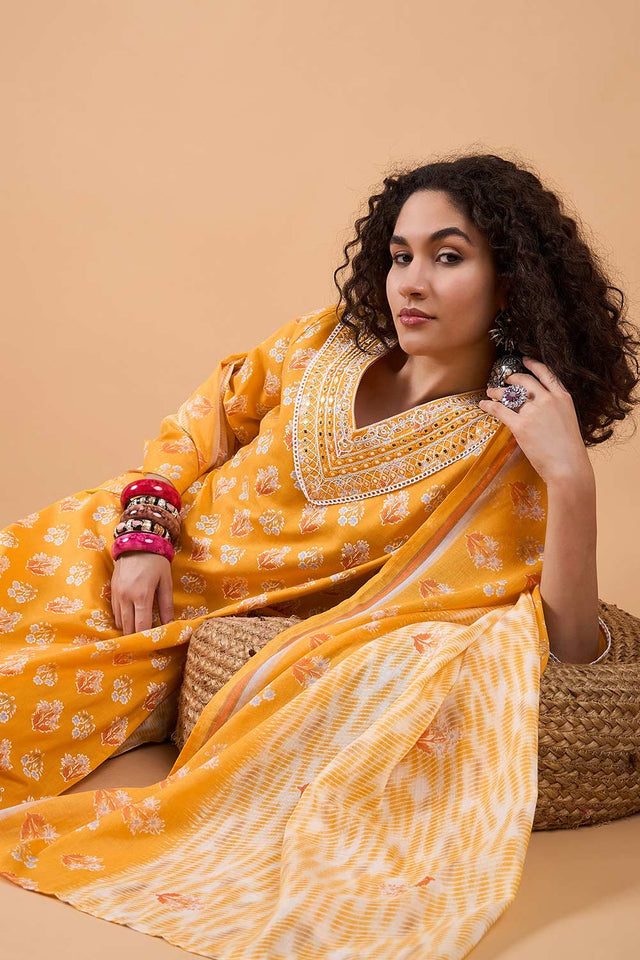 Women's Yellow Cotton Printed Kurti Pant Set
