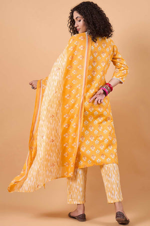 Women's Yellow Cotton Printed Kurti Pant Set