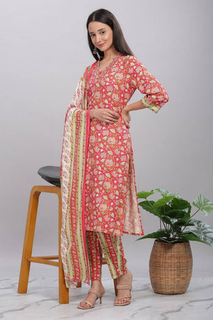 Red Floral Printed Rayon Kurti Pant Set