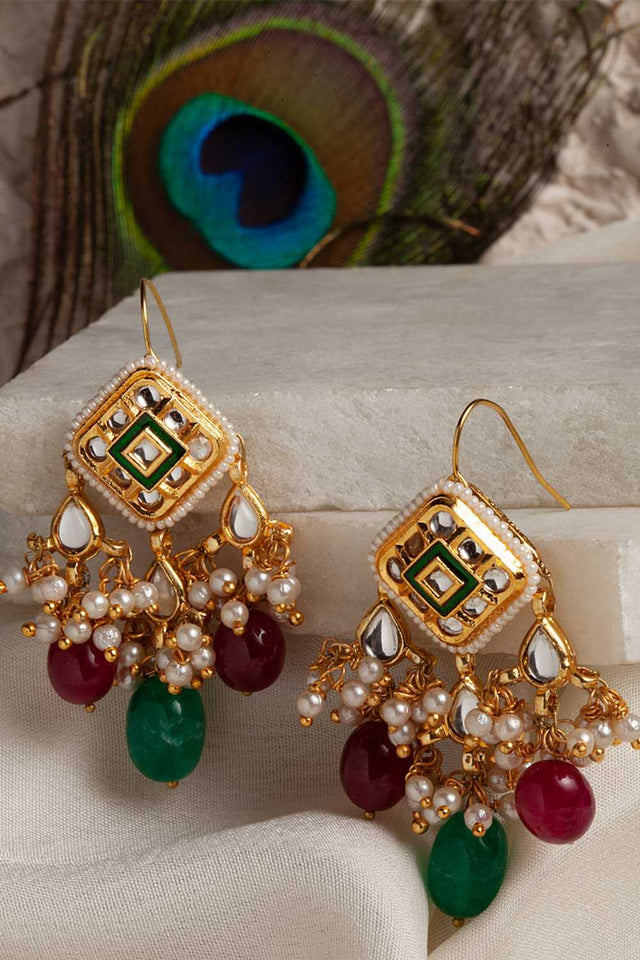 Green Alloy Earring (DGED21023)