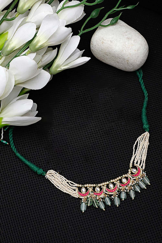 Red And Green Adjustable Bajuband With Kundan And Pearls