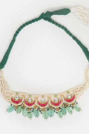 Red And Green Adjustable Bajuband With Kundan And Pearls