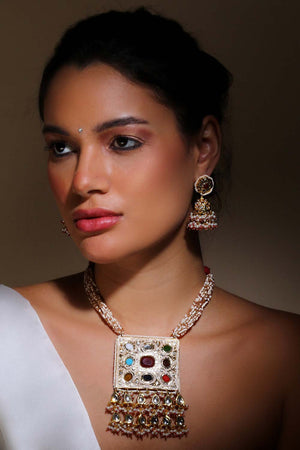 Peach And Green Haar Necklace Kundan And Pearls