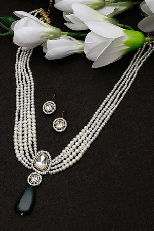 Green And Cream Necklace With Earring Jeweler Set Kundan And American Diamonds