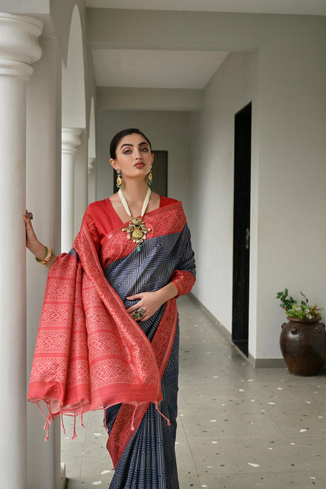 Grey Geometric Printed Art Silk Saree (Eth_SR_102)