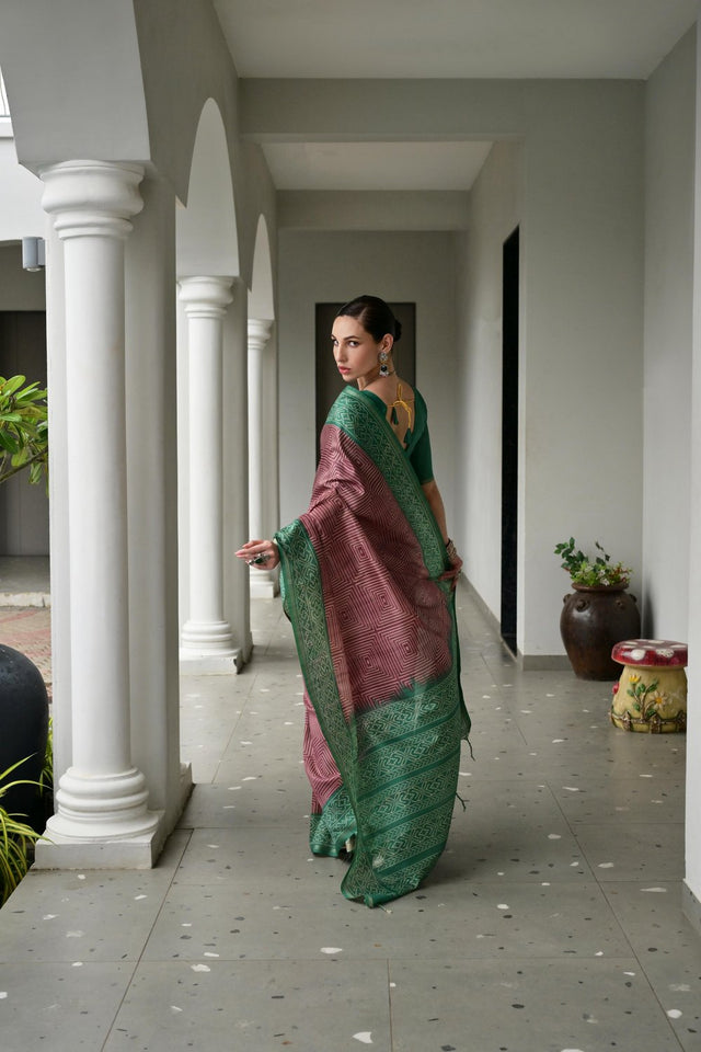 Magenta Geometric Printed Art Silk Saree (Eth_SR_103)