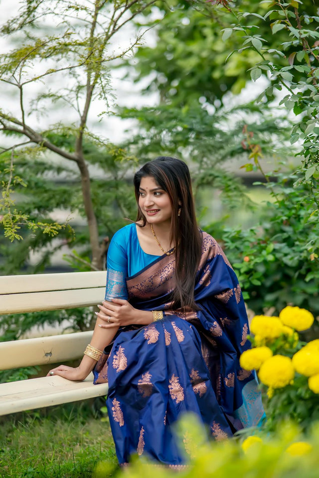 Blue Floral Woven Art Silk Saree (Eth_SR_90)