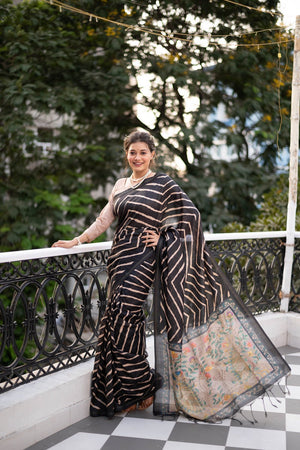 Black Line Printed Art Silk Saree (Eth_SR_96)