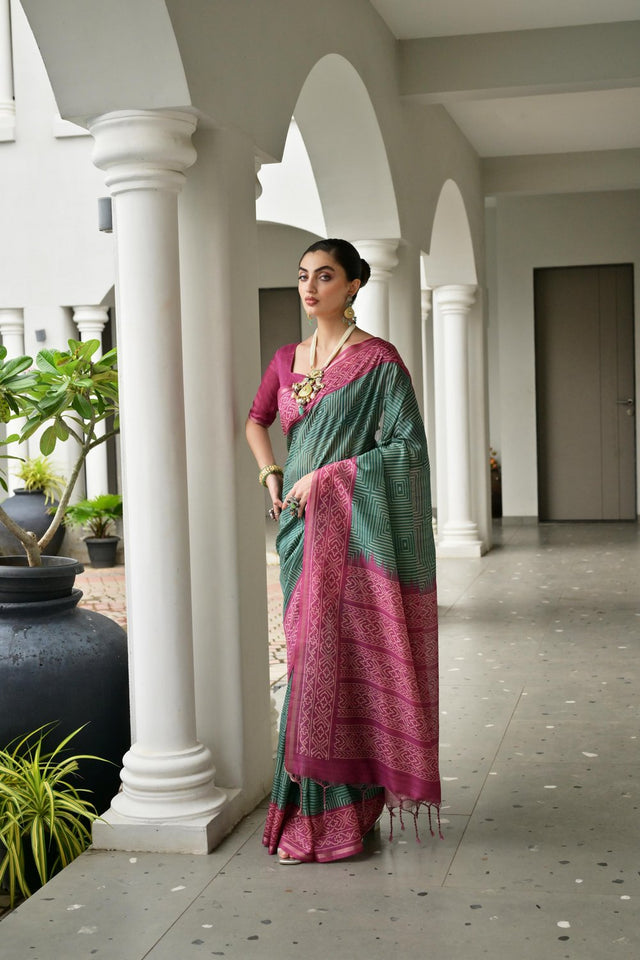 Green Geometric Printed Art Silk Saree (Eth_SR_106)