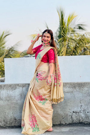 Beige Floral Woven Art Silk Saree (Eth_SR_160)