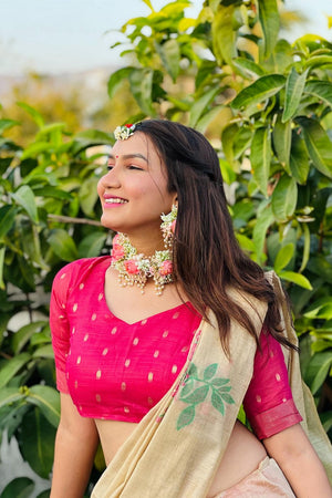 Beige Floral Woven Art Silk Saree (Eth_SR_160)