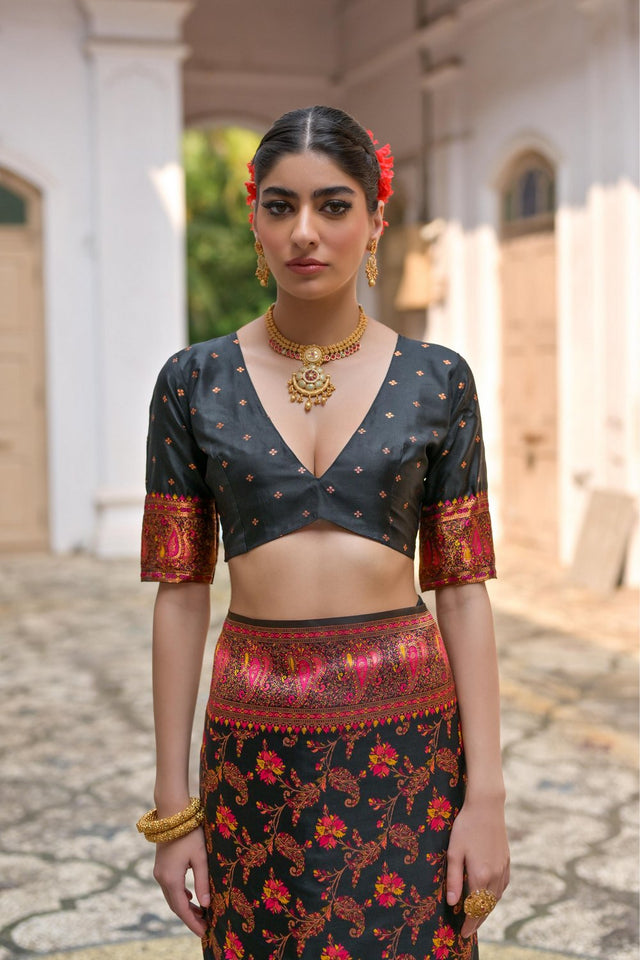 Black Floral Woven Art Silk Saree (Eth_SR_206)