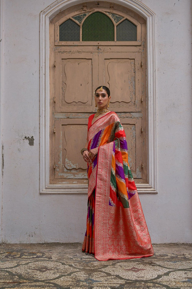 Red Floral Woven Art Silk Saree (Eth_SR_231)