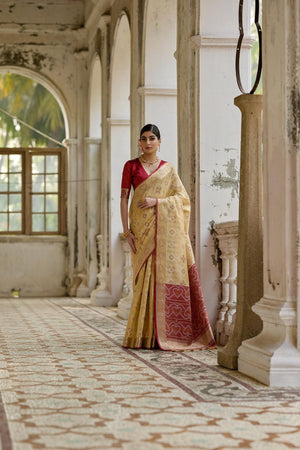 Cream Floral Woven Art Silk Saree (Eth_SR_240)