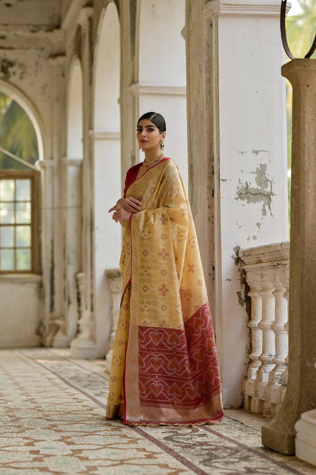 Cream Floral Woven Art Silk Saree (Eth_SR_240)