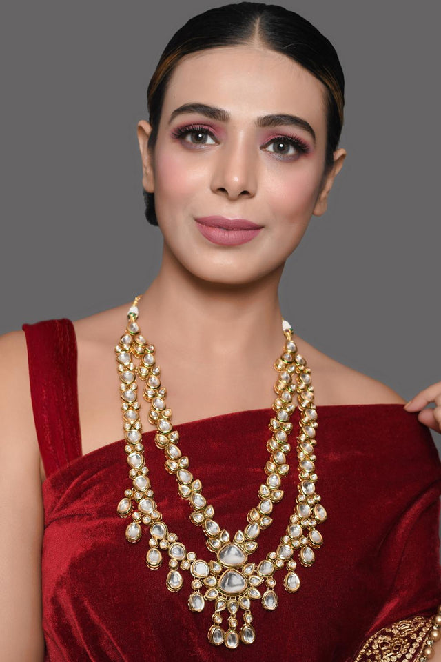 Golden Kundan & Beads Alloy Necklace