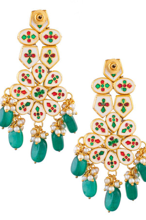 Golden Kundan & Beads Alloy Earrings