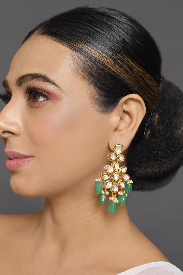 Golden Kundan & Beads Alloy Earrings