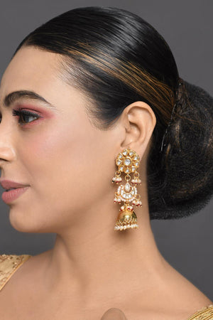 Golden Kundan & Beads Alloy Earrings