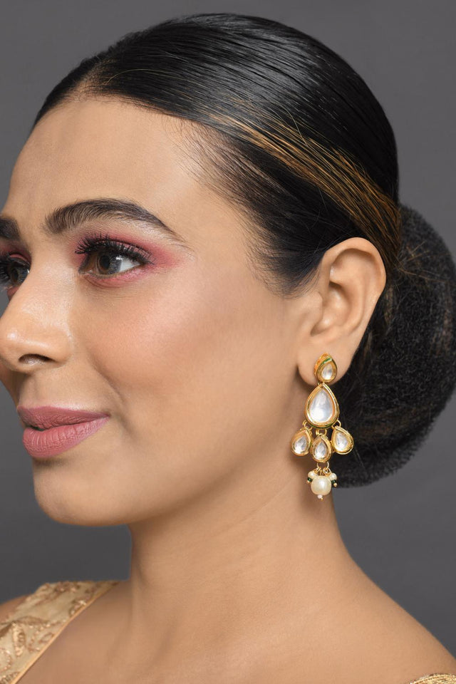 Golden Kundan & Beads Alloy Earrings