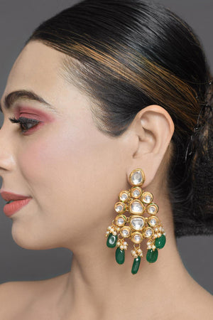 Golden Kundan & Beads Alloy Earrings