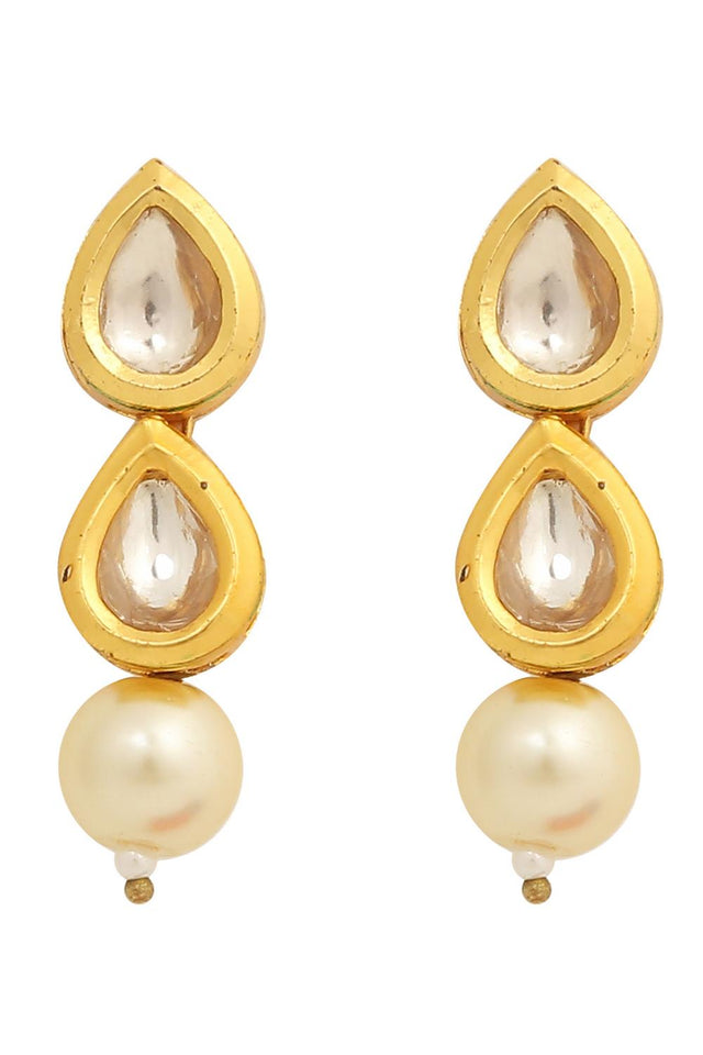 Golden Kundan & Beads Alloy Earrings