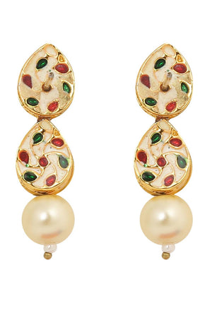 Golden Kundan & Beads Alloy Earrings