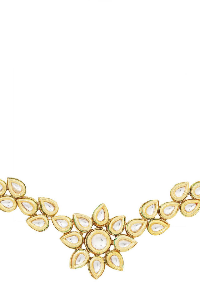 Golden Floral Kundan Alloy Necklace