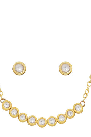 White Gold Tone Kundan Alloy Necklace With Earrings