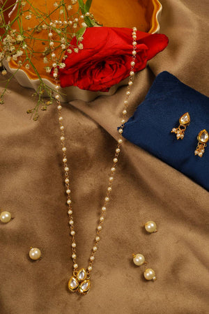 Golden Tear Drop Kundan Alloy Necklace With Pearls