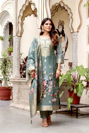Green Floral Printed Cotton Straight Cut Suit Set