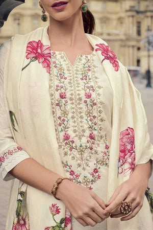 Off-White Embroidered Chanderi Kurti Pant Set