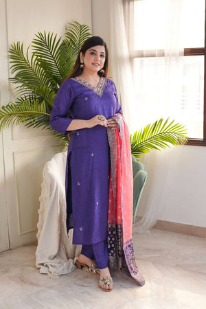 Blue Floral Embroidered Chanderi Straight Cut Suit Set