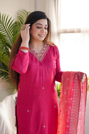 Pink Floral Embroidered Chanderi Straight Cut Suit Set