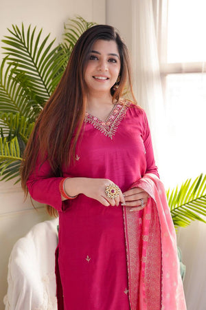 Pink Floral Embroidered Chanderi Straight Cut Suit Set