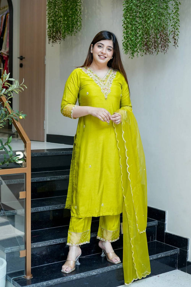 Green Floral Embroidered Chanderi Straight Cut Suit Set