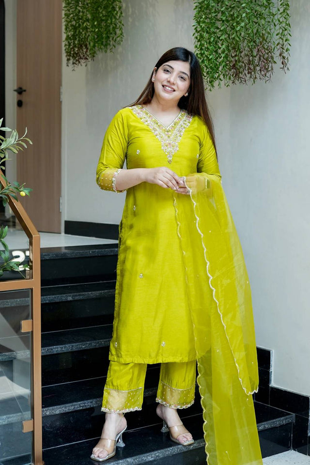 Green Floral Embroidered Chanderi Straight Cut Suit Set