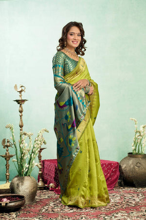 Green Paithani Peacock Woven Silk Blend Saree (HT1605)
