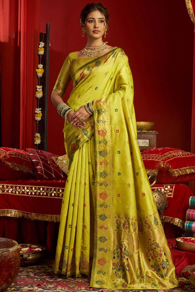Green Paithani Floral Woven Silk Blend Saree (HT1701)