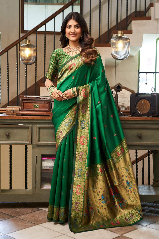 Green Paithani Peacock Woven Silk Blend Saree (HT1712)