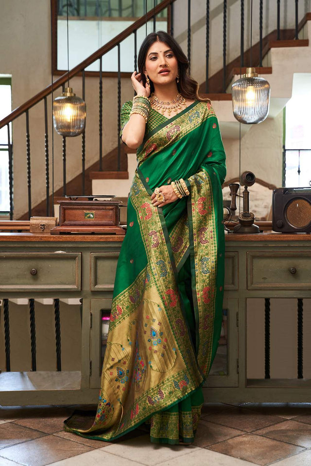 Green Paithani Peacock Woven Silk Blend Saree (HT1712)