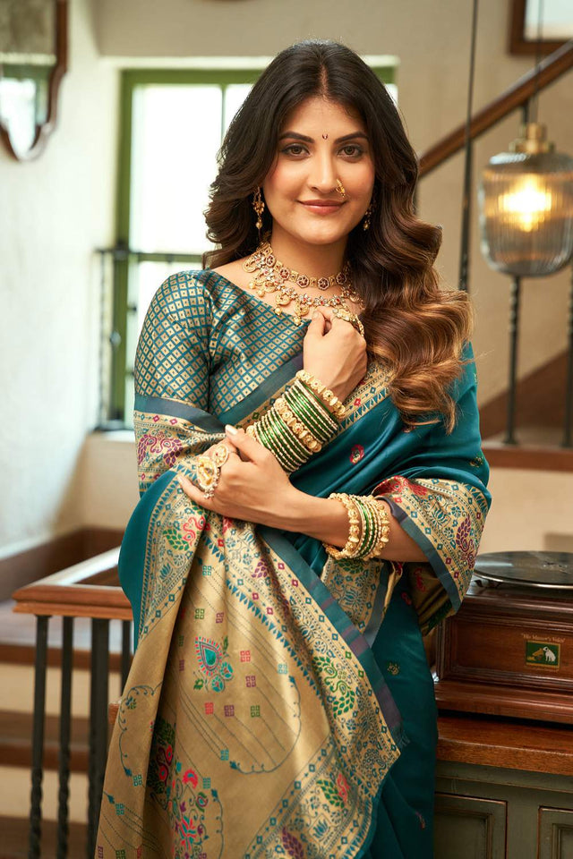 Turquoise Paithani Peacock Woven Silk Blend Saree (HT1714)