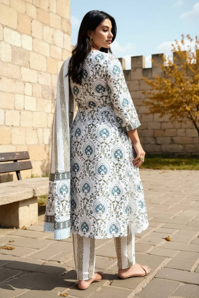 White Printed Cotton Kurti Pant Set (IDKH0WH11619)