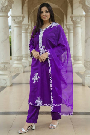 Violet Floral Embroidered Liva Kurti Pant Set (IDKH1PR11724)