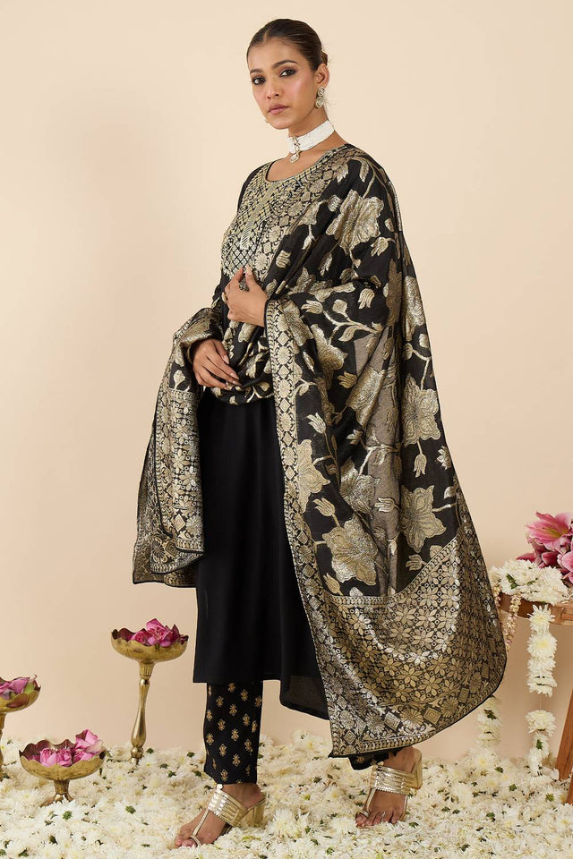 Black Embroidered Rayon Kurti Pant Set (IDKH5BK12218)