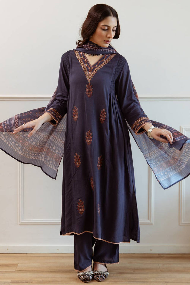 Blue Embroidered Rayon Kurti Pant Set (IDKH5BL6977)