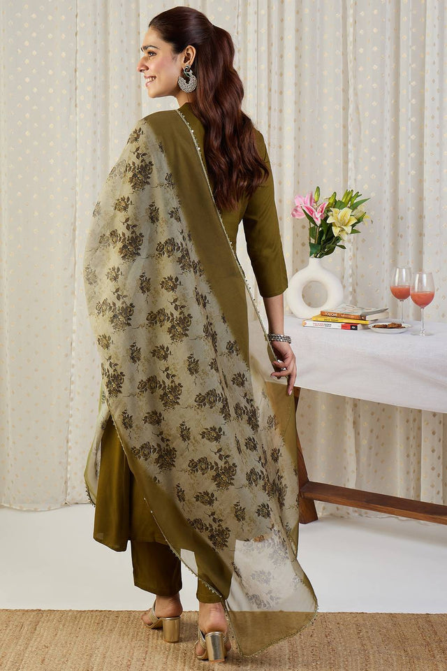 Green Embroidered Rayon Kurti Pant Set (IDKH5GN12215)
