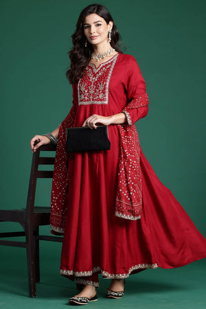 Maroon Embroidered Rayon Kurti Pant Set (IDKH5MR7937)