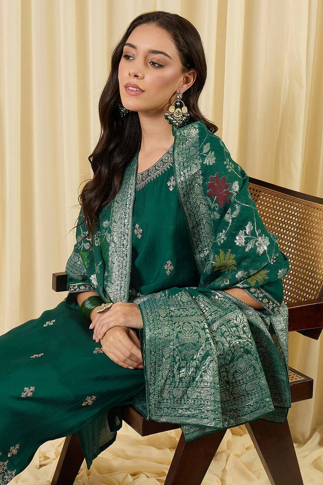Green Embroidered Silk Blend Kurti Pant Set (IDKH9GN12205)