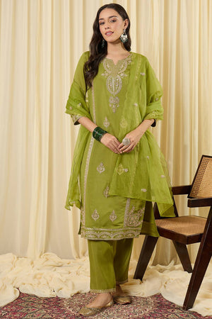 Green Embroidered Silk Blend Kurti Pant Set (IDKH9GN12423)